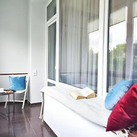 Stylish, In An Old House, Historic Center Apartment Almaty Exterior photo